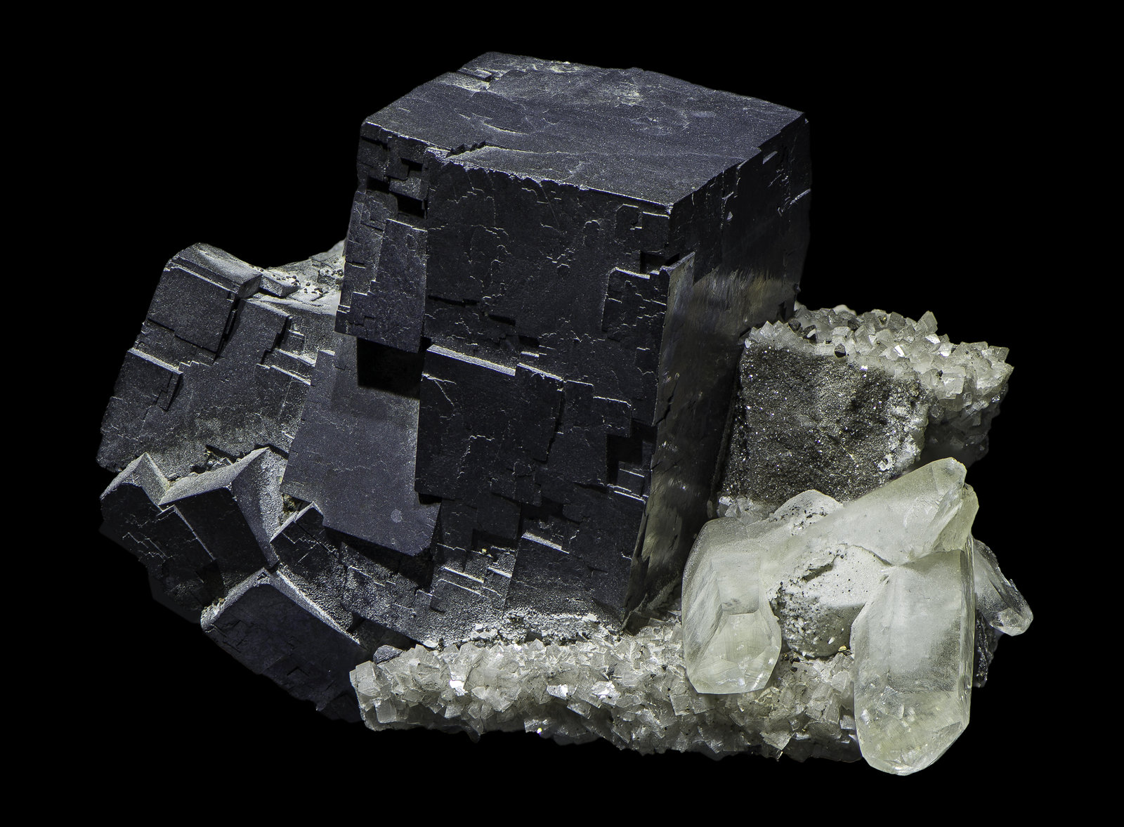 Galena
70 x 50 x 45 mm
(Autor: Rob Schnerr)