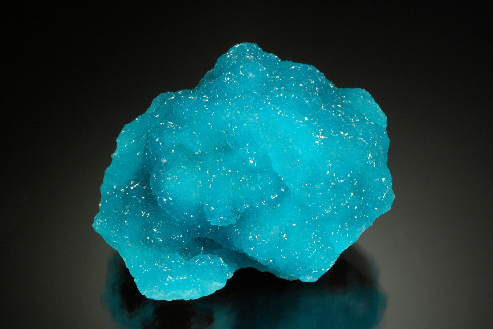 Hemimorphite
6.7 x 5.6 x 3.7 cm
(Autor: Michael Shaw)