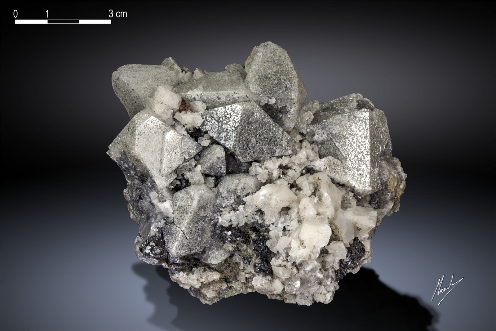 Scheelite, Calcite, Helvine
93 x 67 mm
(Autor: Manuel Mesa)