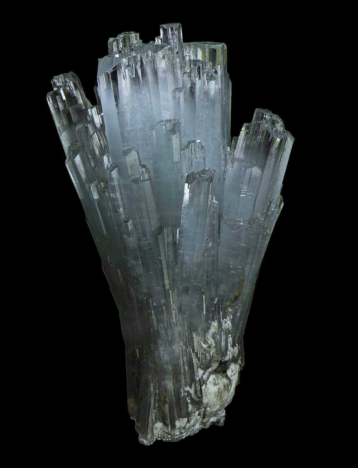 Beryl (variety Aquamarine)
30 x 22 x 20 mm
(Autor: Rob Schnerr)