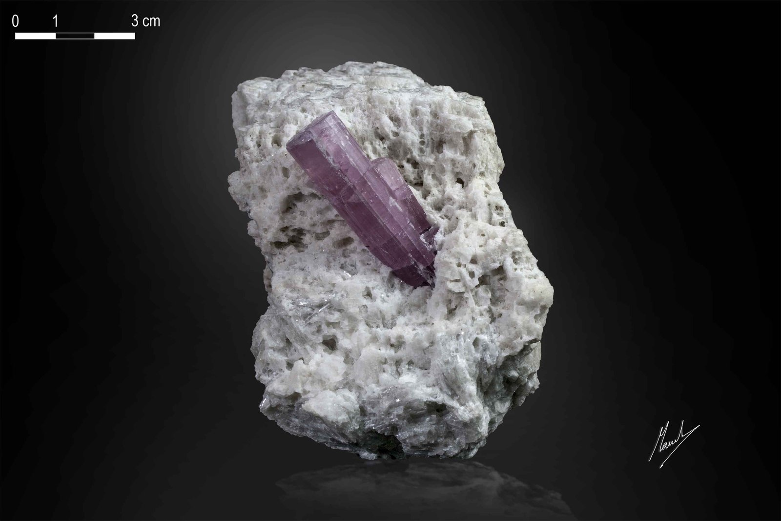 Elbaite (Tourmaline Group) variety rubellite
108 x 60 mm
(Autor: Manuel Mesa)
