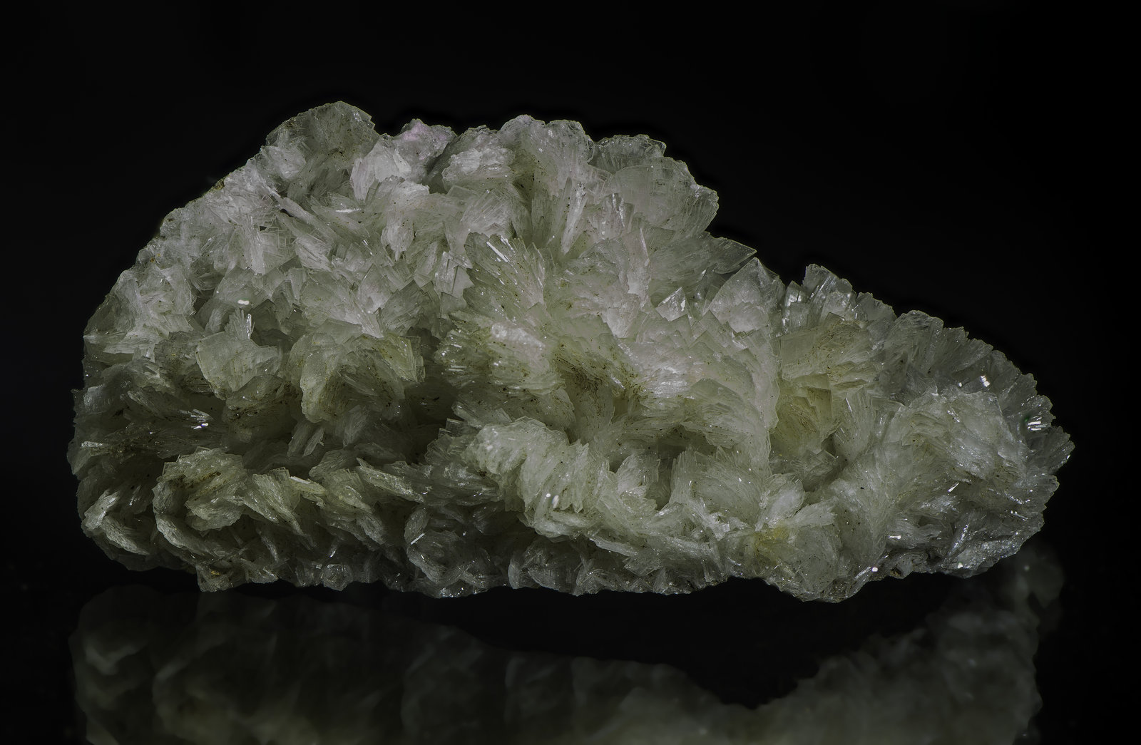 Baryte
145 x 80 x 45 mm
(Autor: Rob Schnerr)