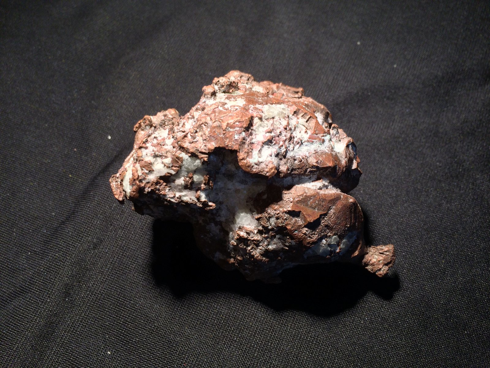 Copper
75 mm x 60 mm x 50 mm
(Autor: Robert Seitz)