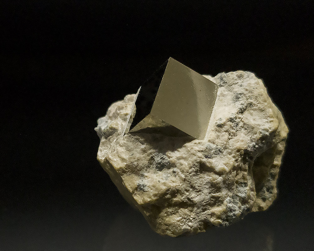 Pyrite
1 x 1 cm - Pyrite is 1 x 1 cm
(Autor: Richard Arseneau)