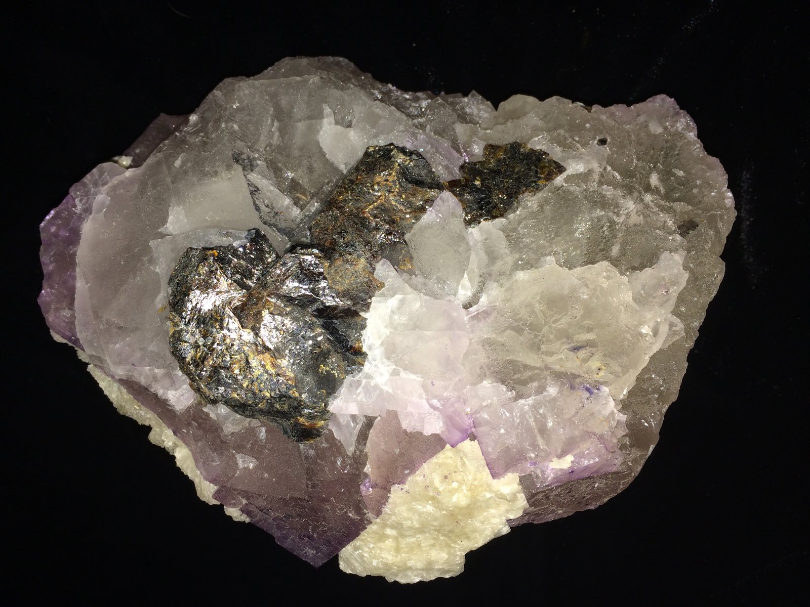 Fluorite, Barite, Sphalerite
180 X 115 X 100 mm
(Autor: Robert Seitz)