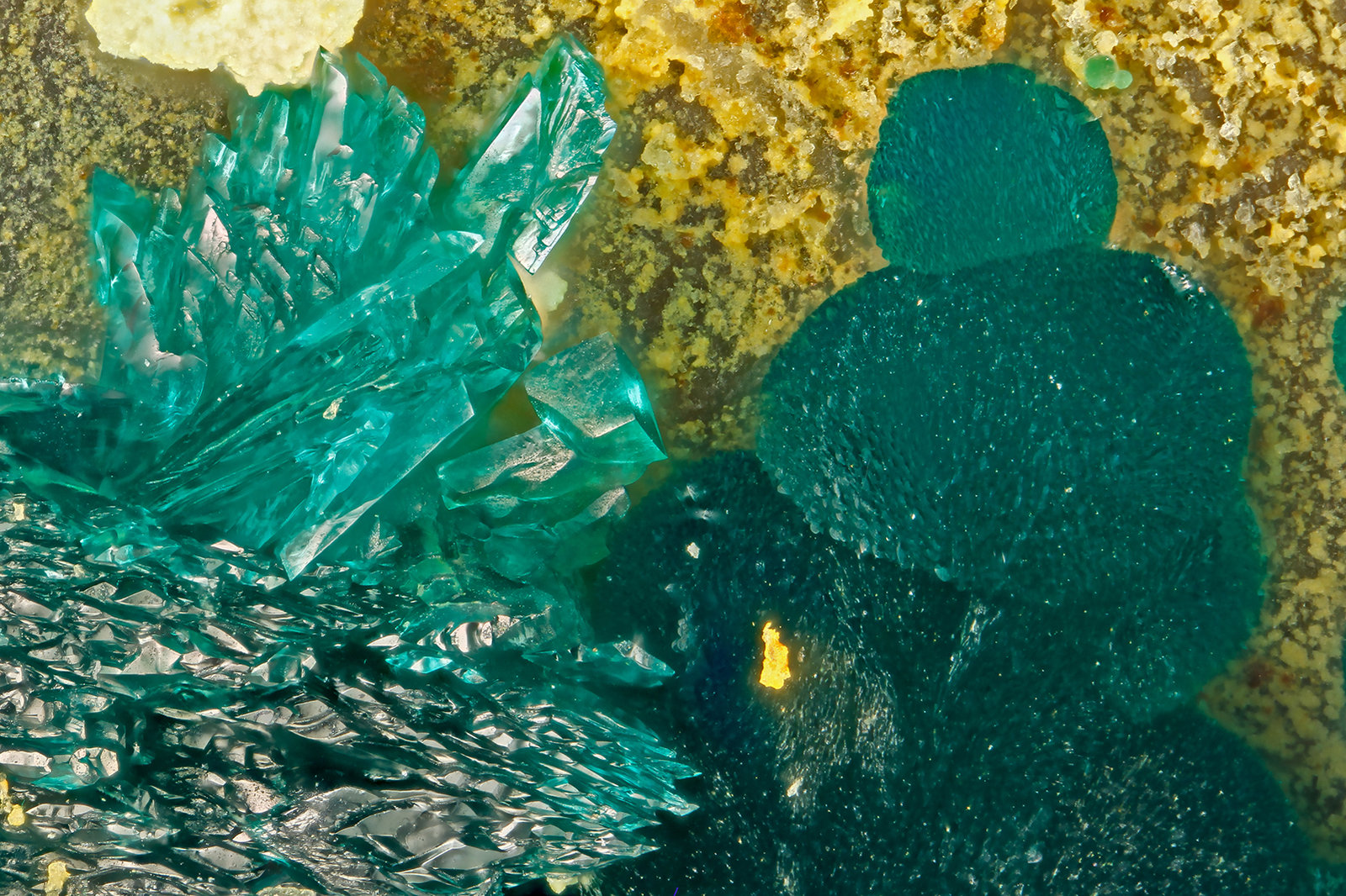 Pseudomalachite
FOV = 1.5 mm
(Autor: Doug)