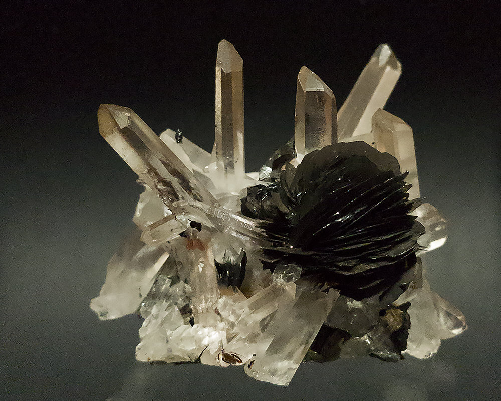 Quartz, Hematite
7 X 5.2 cm
(Autor: Richard Arseneau)