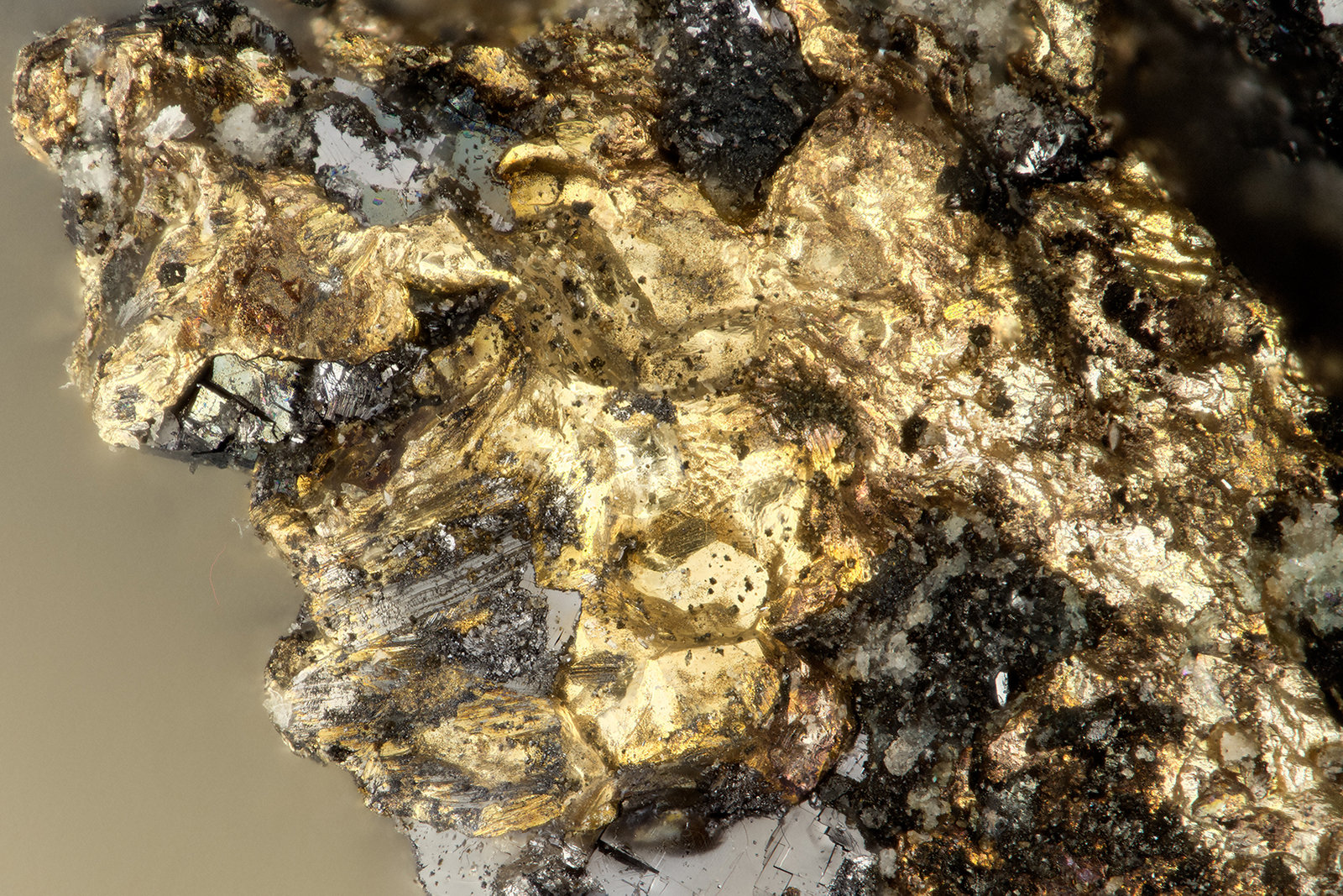 Gold
FOV = 1.5 mm
(Autor: Doug)