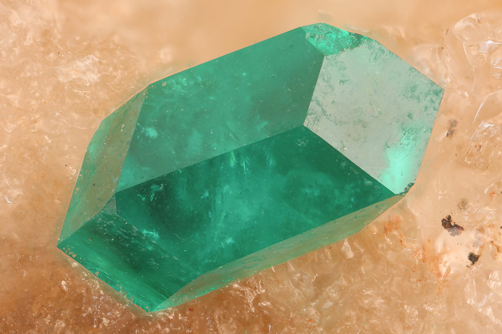 Dioptase
FOV = 3.1 mm
(Autor: Doug)