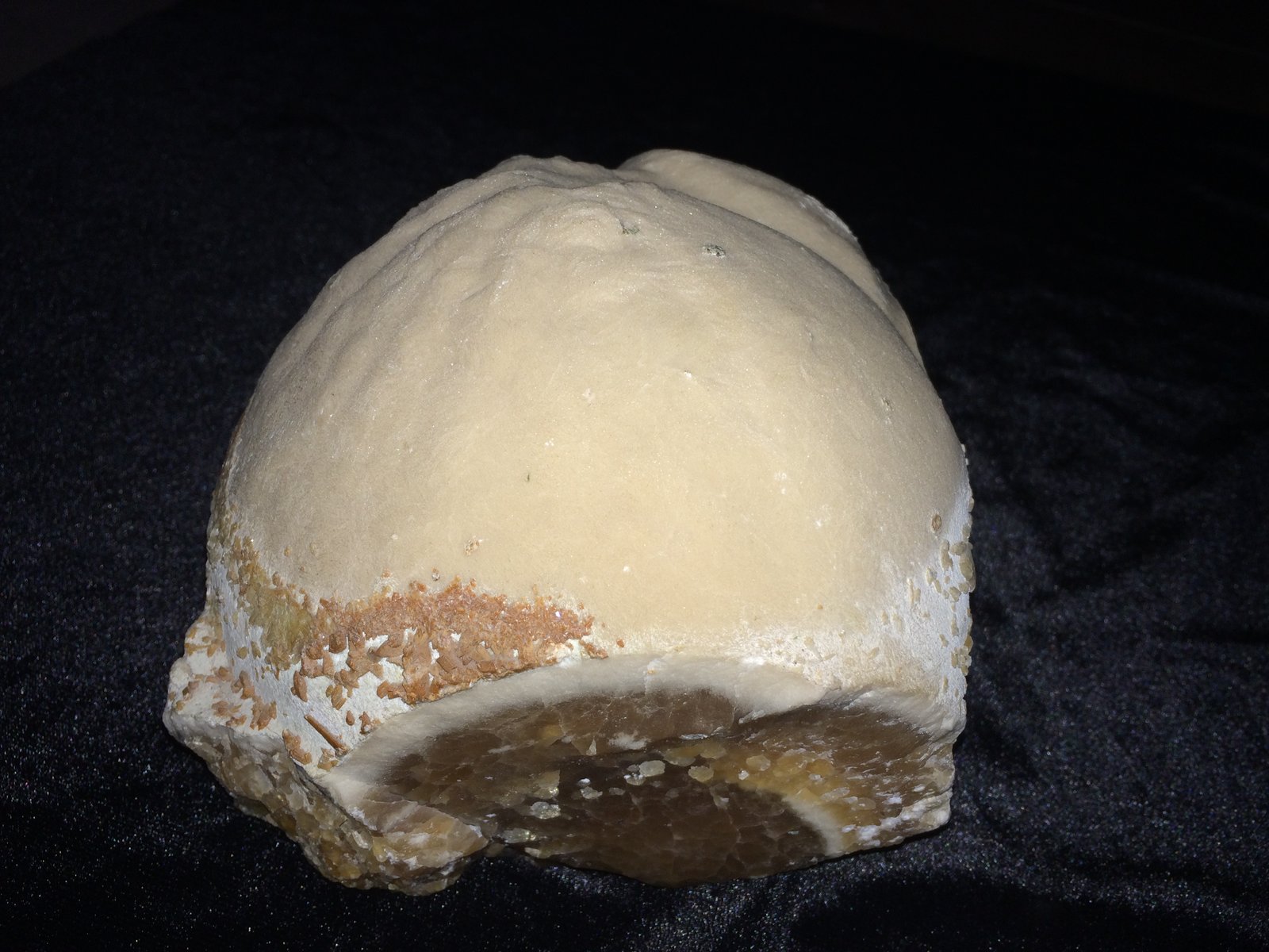 Calcite, Sphalerite
150 mm x 150 mm x 95 mm
(Autor: Robert Seitz)