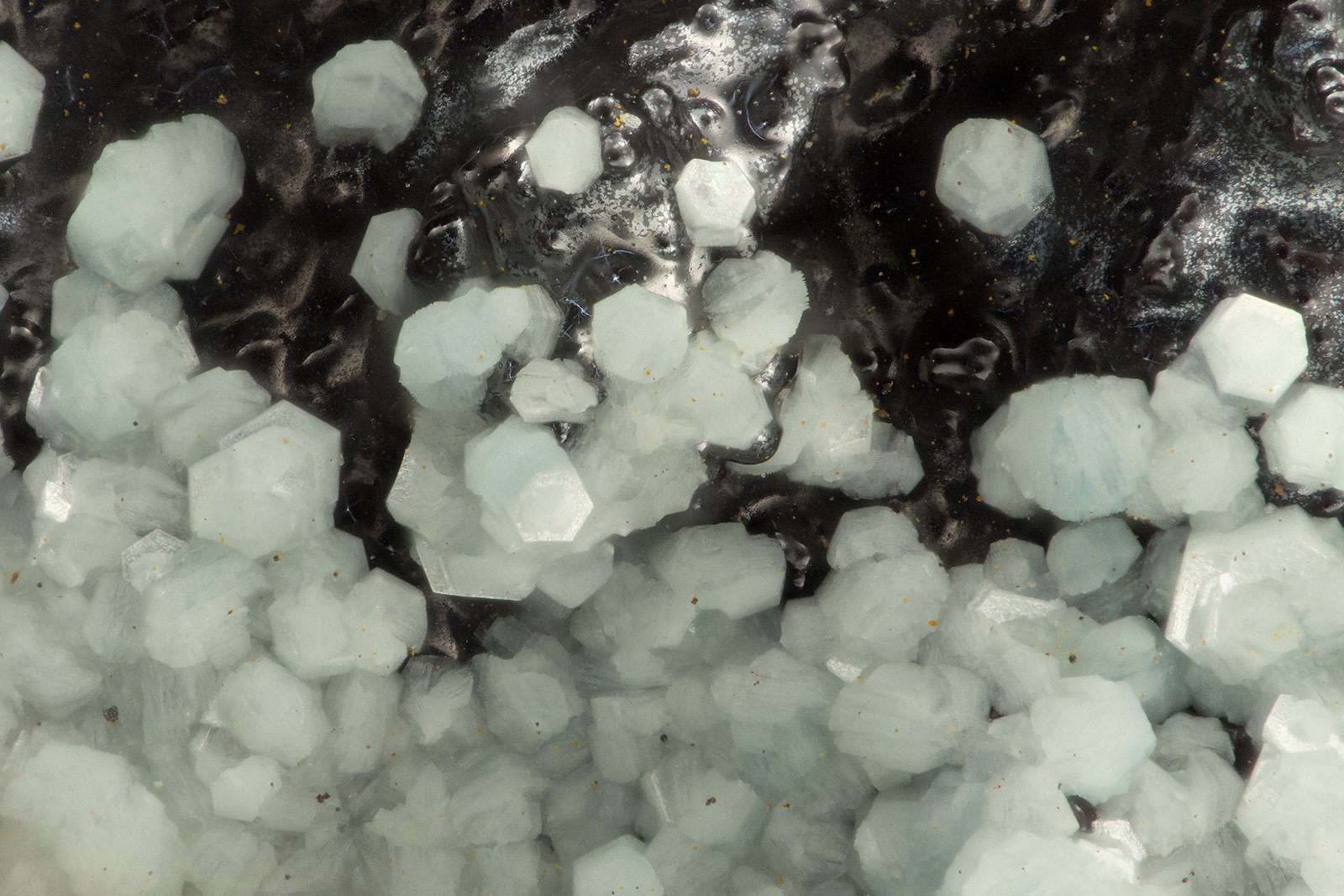 Fraipontite
FOV = 1.4 mm
(Autor: Doug)