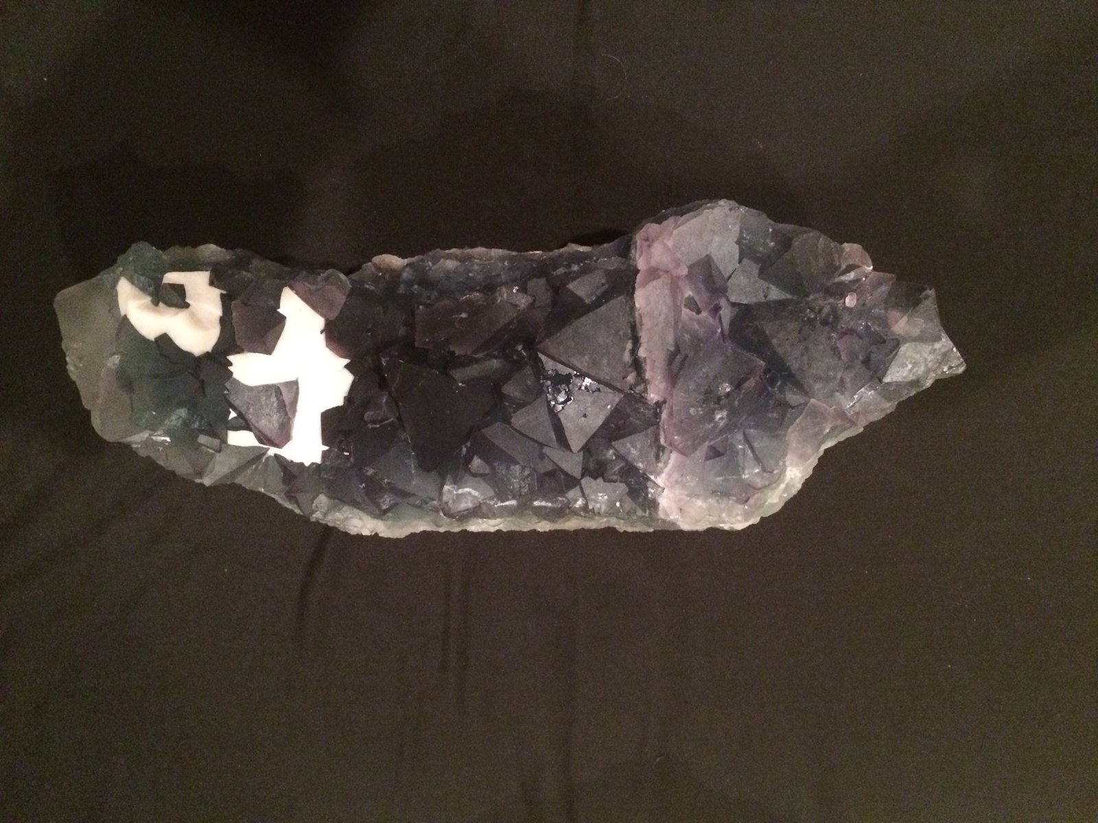 Fluorite
285 mm x 120 mm x 90 mm
(Autor: Robert Seitz)