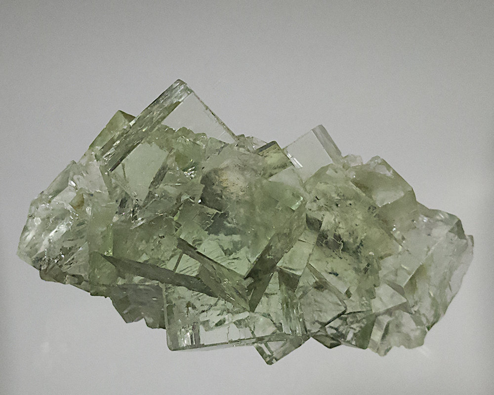 Fluorite
12 x 7 cm
(Autor: Richard Arseneau)