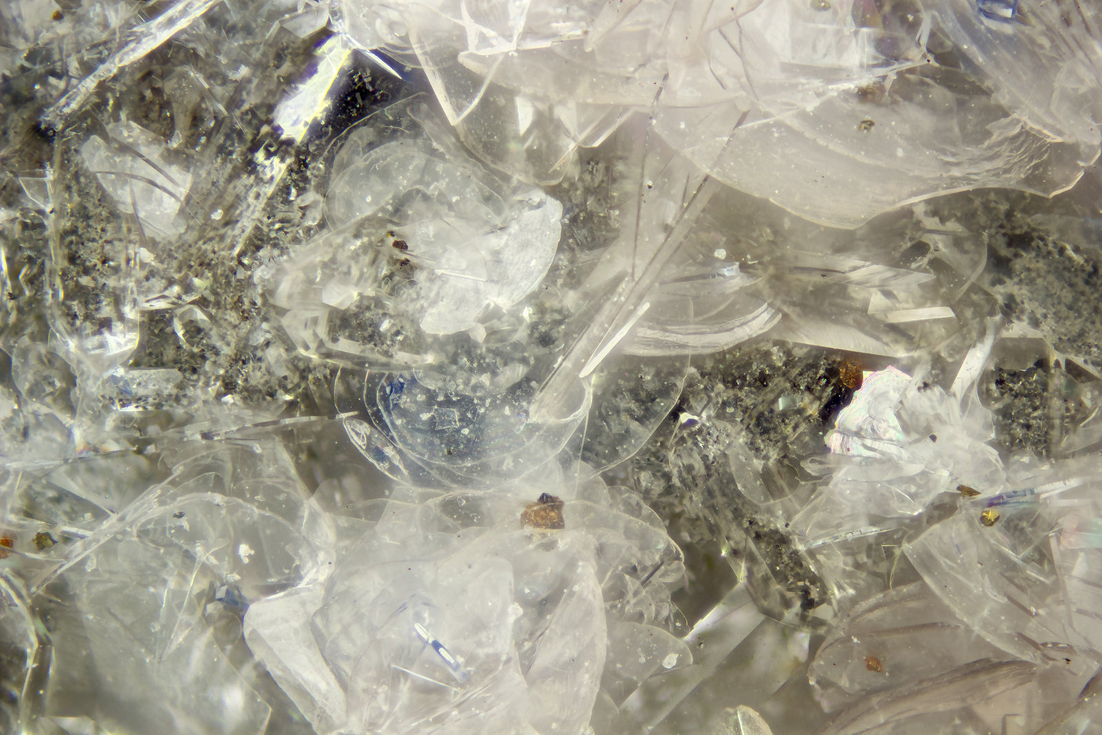 Synchysite-(Ce)
FOV = 2.0 mm
(Autor: Doug)