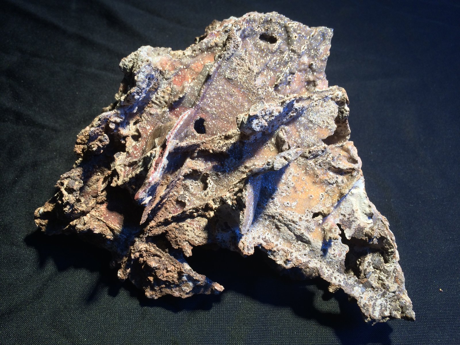 Smithsonite, Goethite
115 X 100 X 45 mm
(Autor: Robert Seitz)
