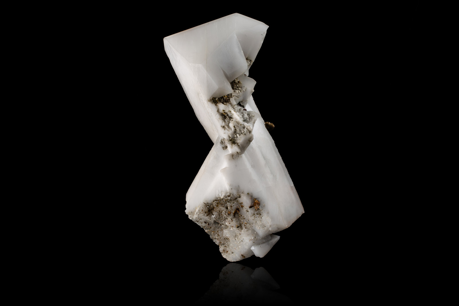 Whewellite
17,0 	x	10,0	x	6,0	cm
(Autor: MIM Museum)