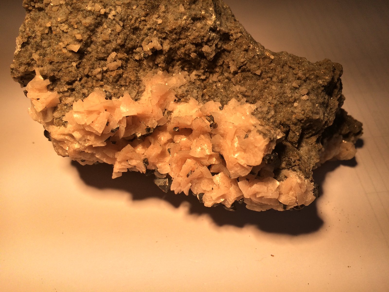 Dolomite
125 X 70 X 90 mm
(Autor: Robert Seitz)