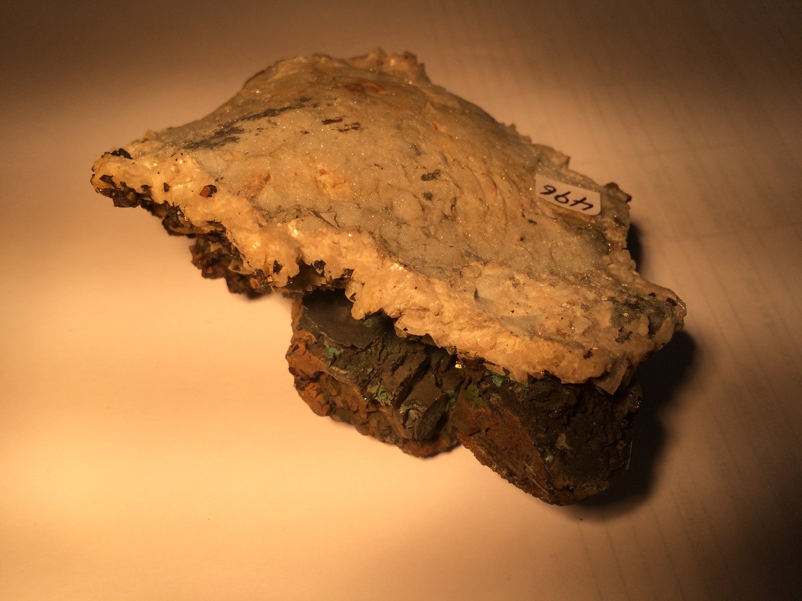 Galena, Chalcopyrite, Dolomite
100 mm X 55 mm X 40 mm
(Autor: Robert Seitz)