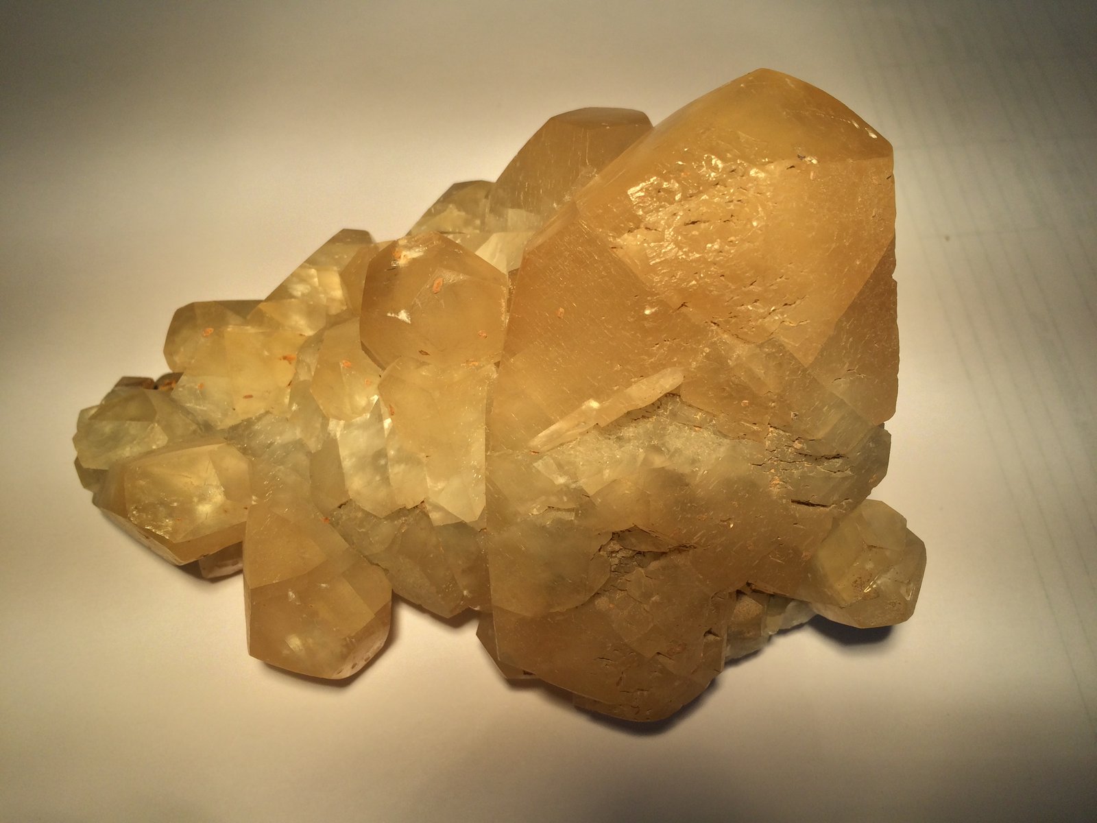 Calcite
140 mm X 90 mm X 70 mm
(Autor: Robert Seitz)