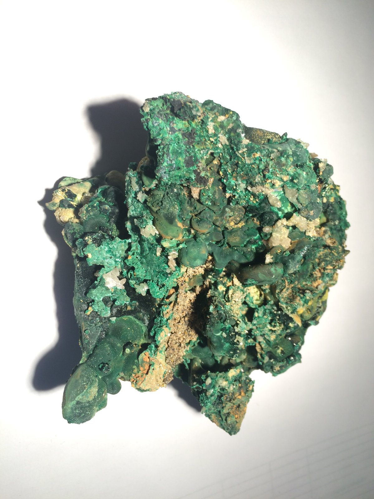 Malachite, Pyromorphite, Cerussite, Anglesite
130 X 105 X 65 mm
(Autor: Robert Seitz)