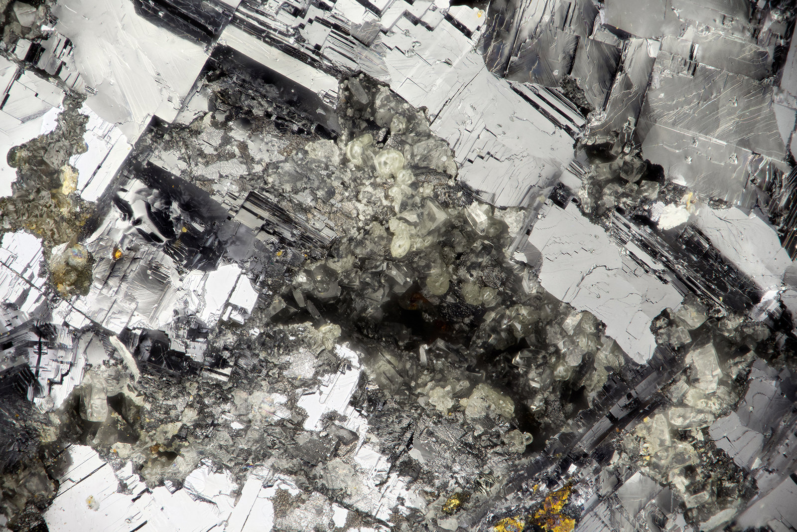 Galena
FOV = 1.8 mm
(Autor: Doug)