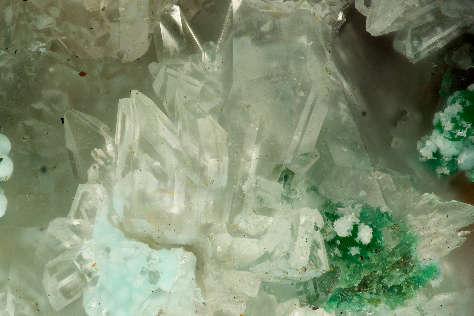 Gypsum
FOV = 1.5 mm
(Autor: Doug)