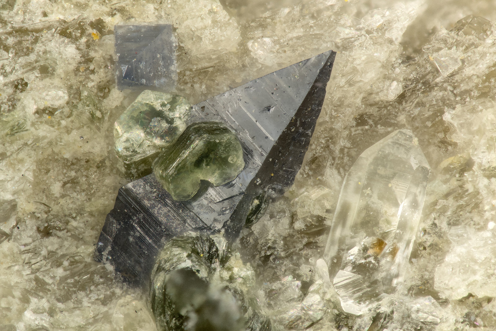 Anatase
FOV = 1.5mm
(Autor: Doug)