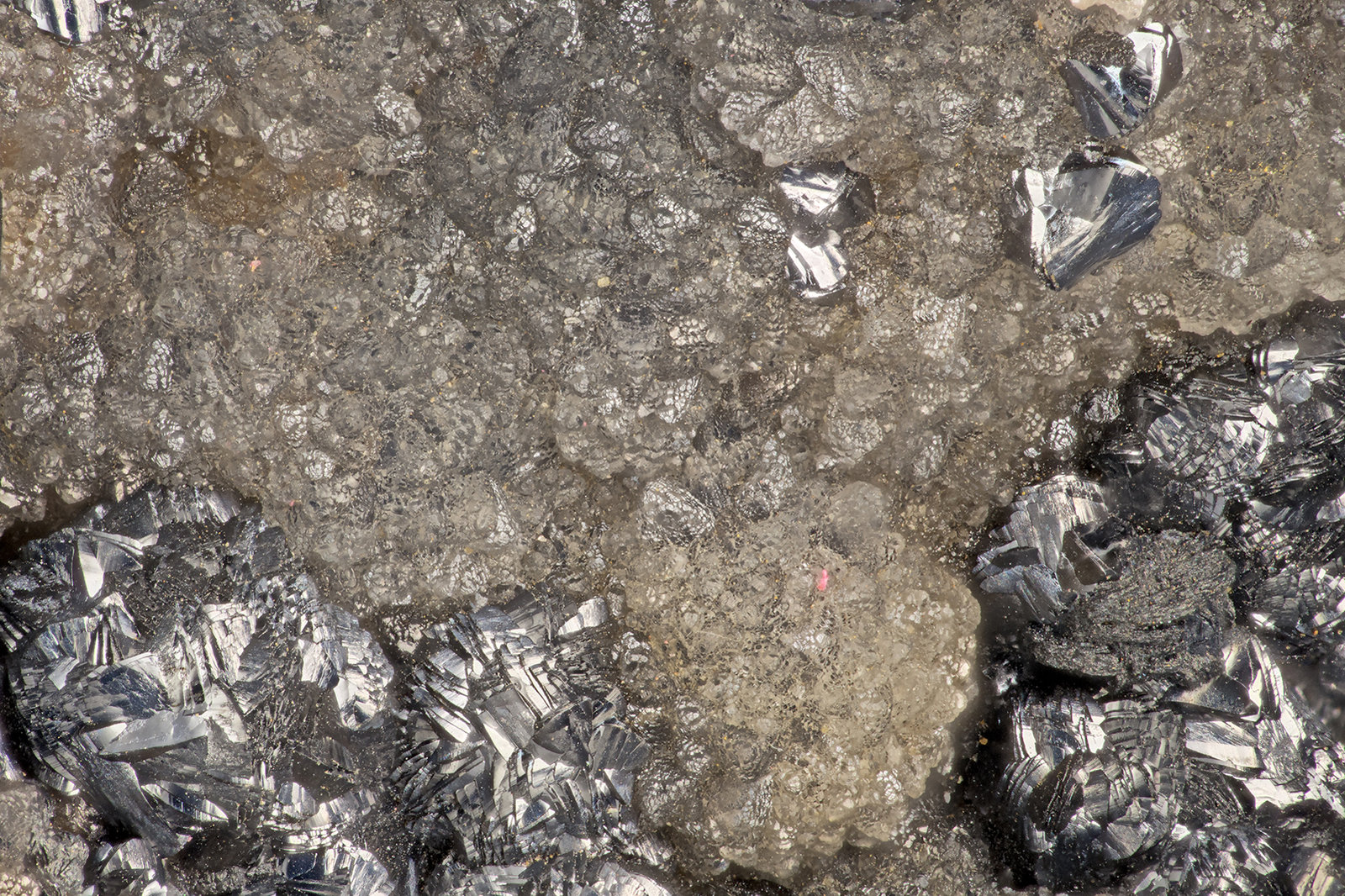 Smithsonite
FOV= 3.3 mm
(Autor: Doug)