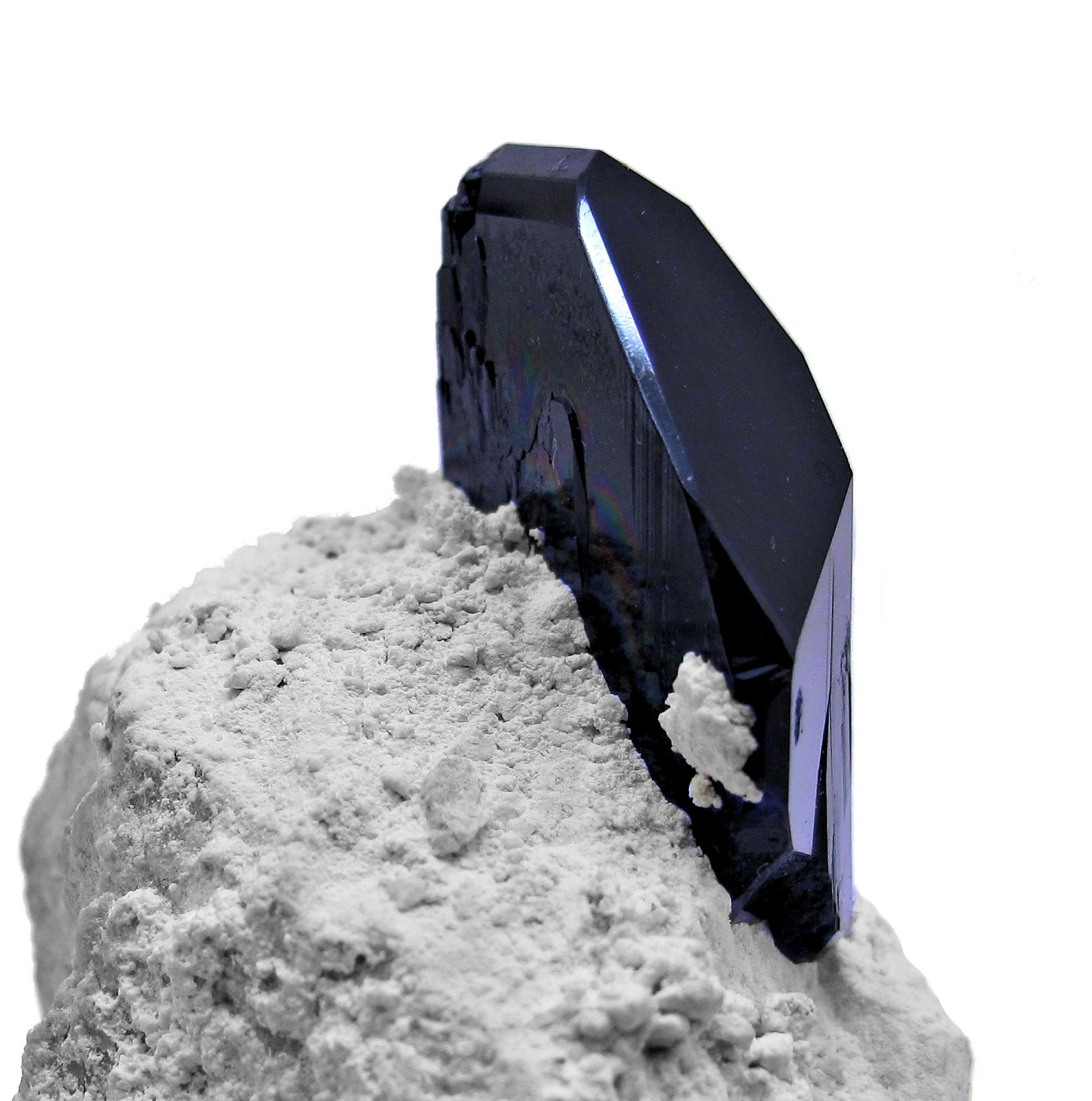 Azurite
Overall size: 70mm x 63mm x 39mm. Azurite crystal: at least 34mm tall x 27mm wide x 10mm thick
(Autor: Carles Millan)