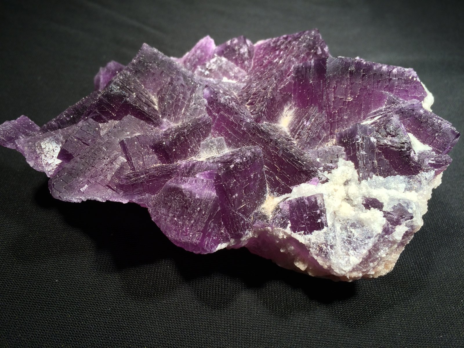 Fluorite
130 mm x 88 mm x 55 mm
(Autor: Robert Seitz)