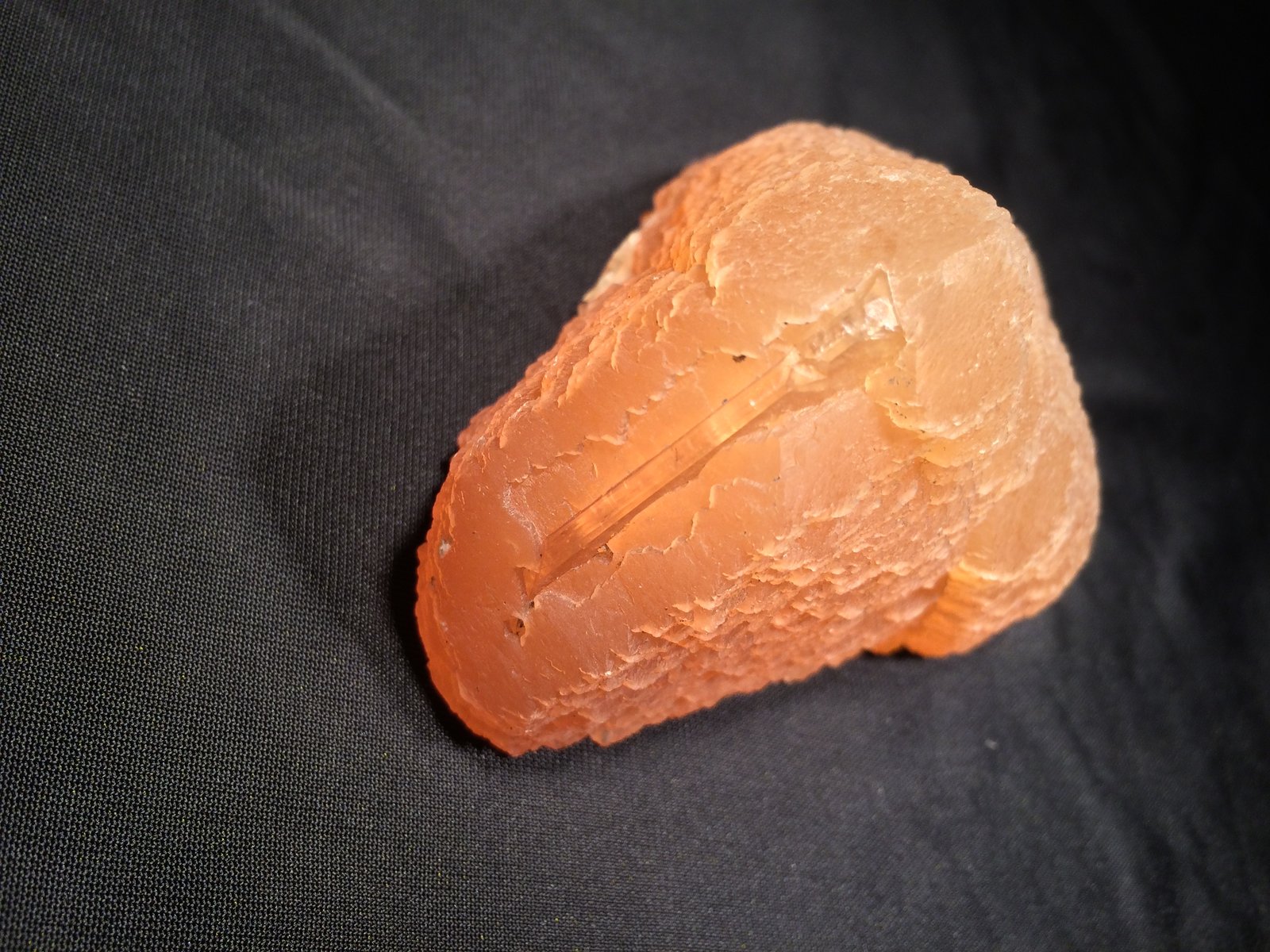 Calcite
127 mm x 75 mm x 62 mm
(Autor: Robert Seitz)