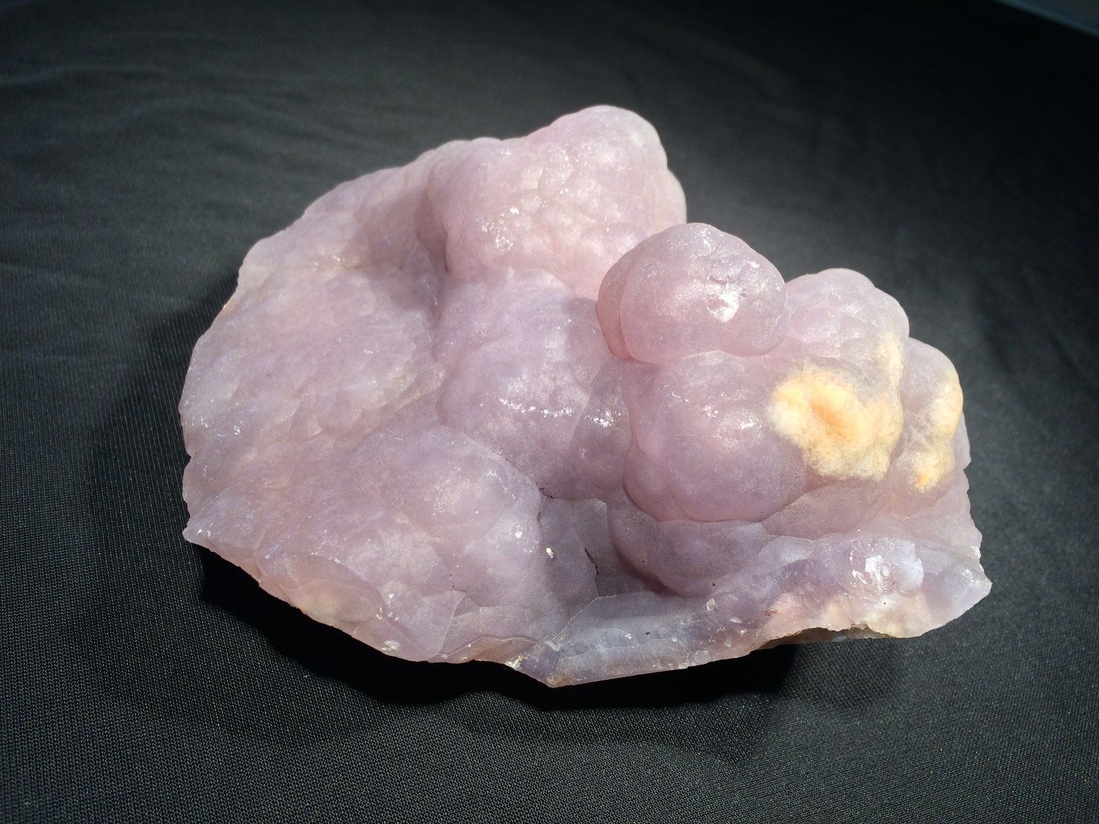 Fluorite
140 mm x 137 mm x 70 mm
(Autor: Robert Seitz)