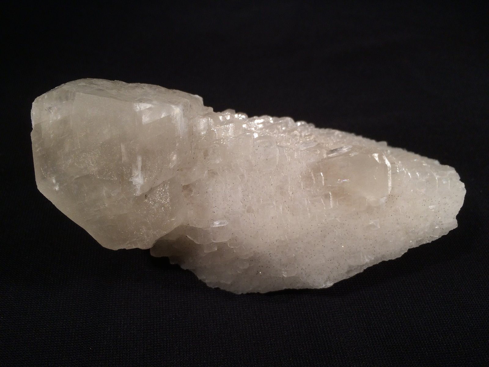 Calcite
107 mm x 58 mm x 53 mm
(Autor: Robert Seitz)
