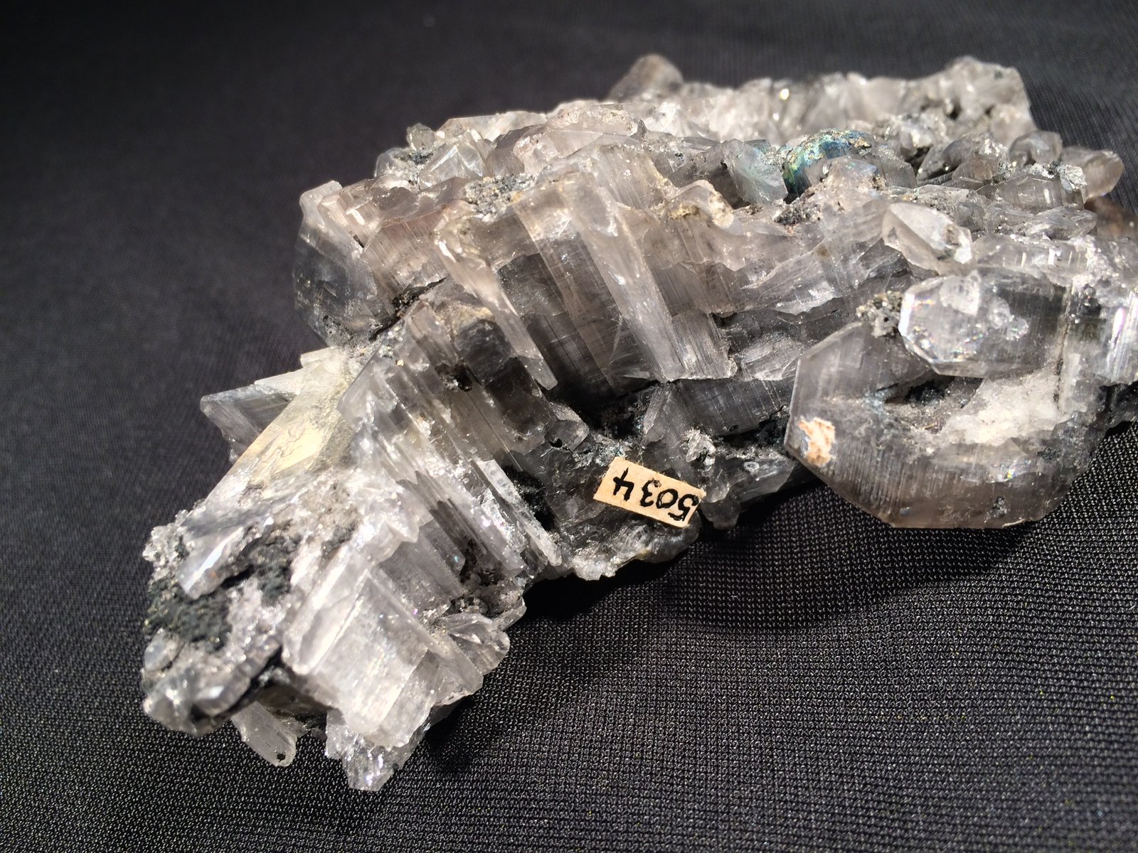 Cerussite
115 mm x 70 mm x 40 mm
(Autor: Robert Seitz)