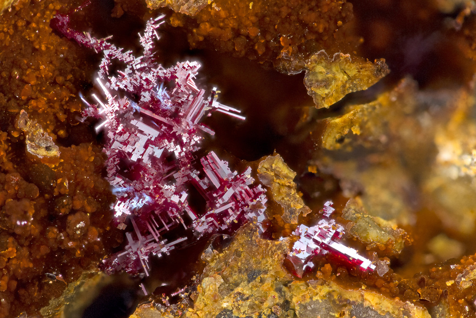 Cuprite
FOV = 3.2 mm
(Autor: Doug)