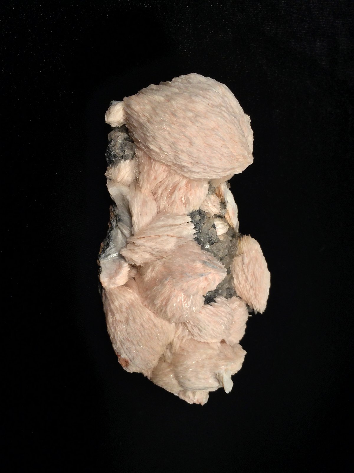 Barite, Cerussite, Galena
150 mm X 80 mm X 65 mm
(Autor: Robert Seitz)