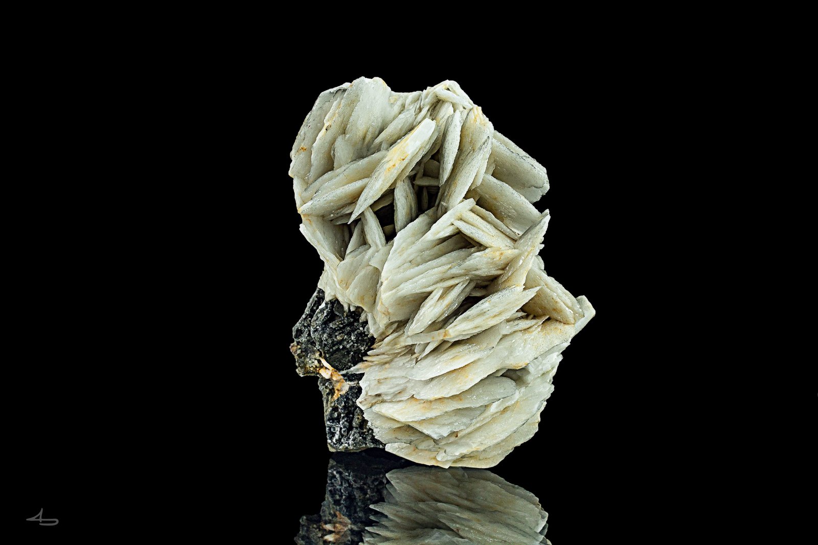 Baryte, Sphalerite
8,5 x 7,0 x 4,5 cm
(Autor: Niels Brouwer)