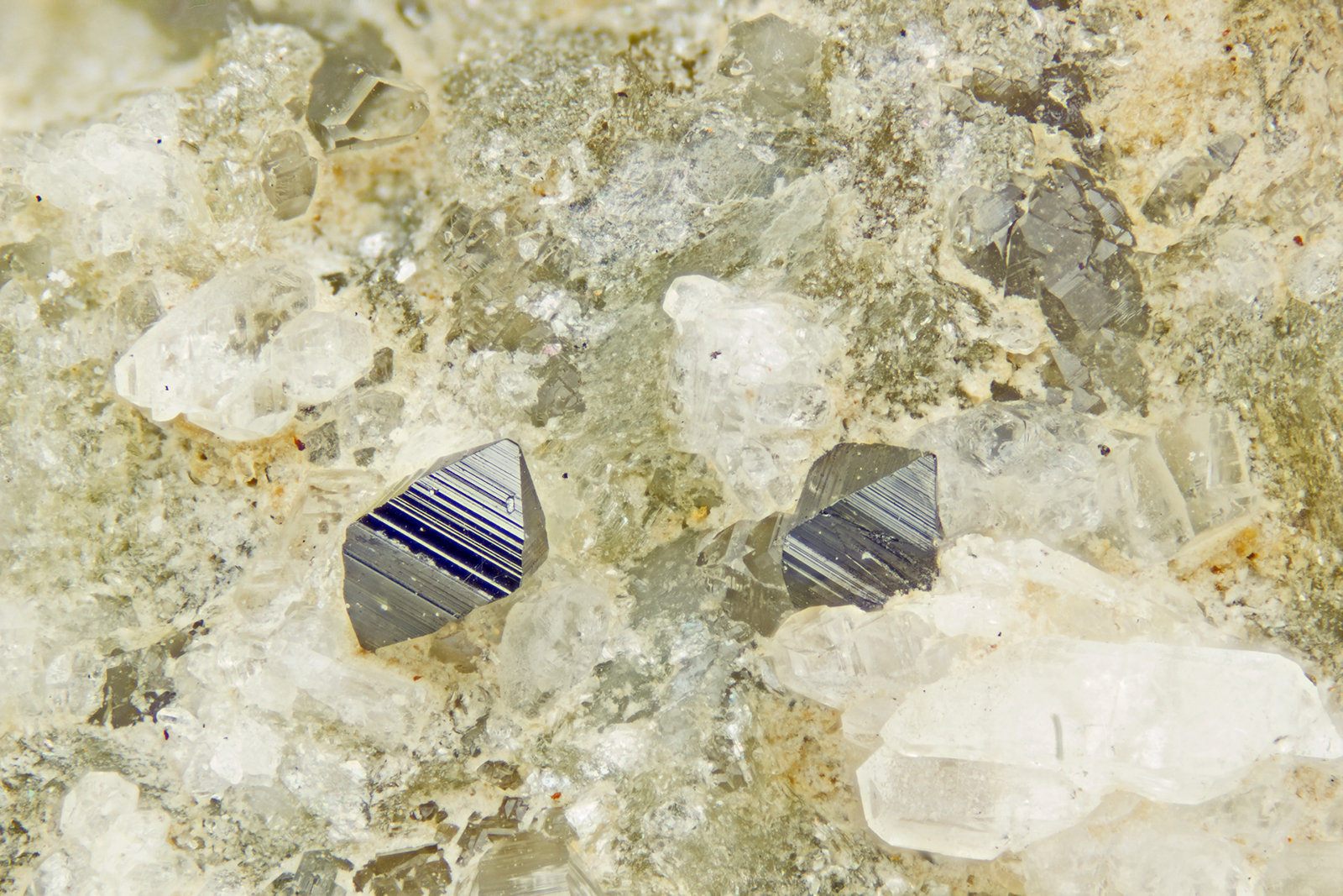 Anatase
FOV = 4.0 mm
(Autor: Doug)