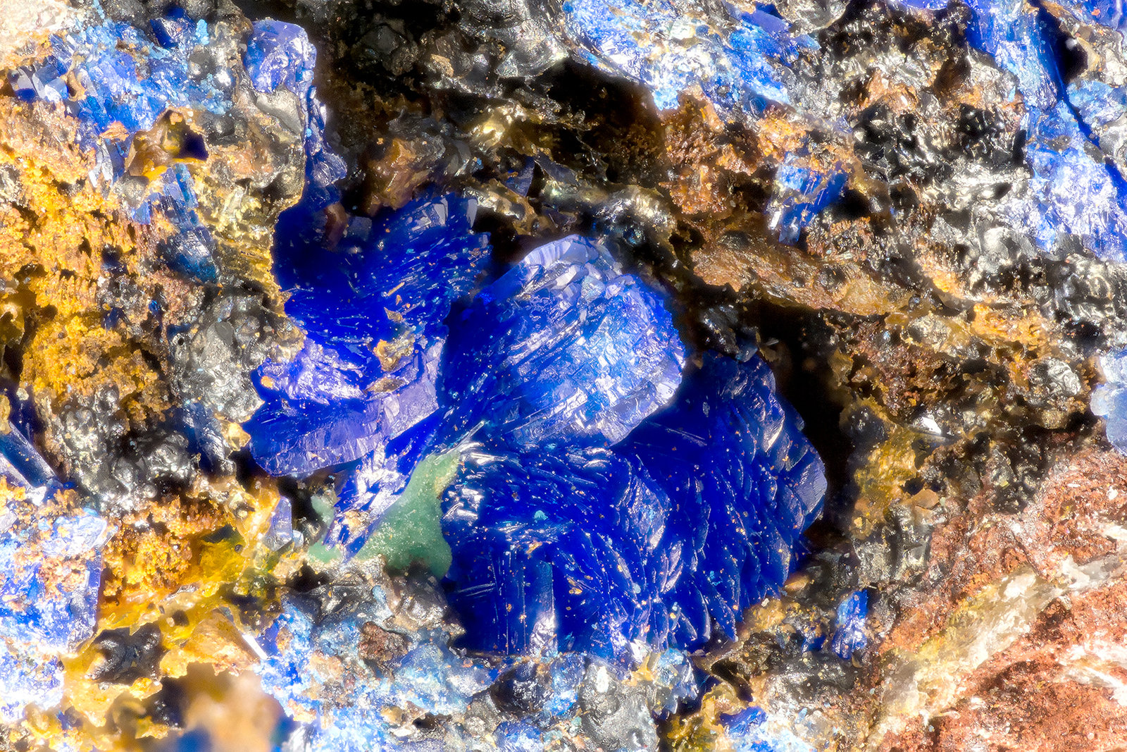 Azurite
FOV = 2.6 mm
(Autor: Doug)