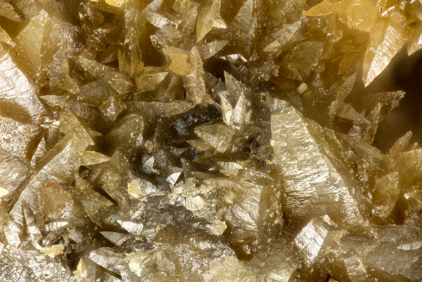 Wulfenite
FOV = 1.9 mm
(Autor: Doug)