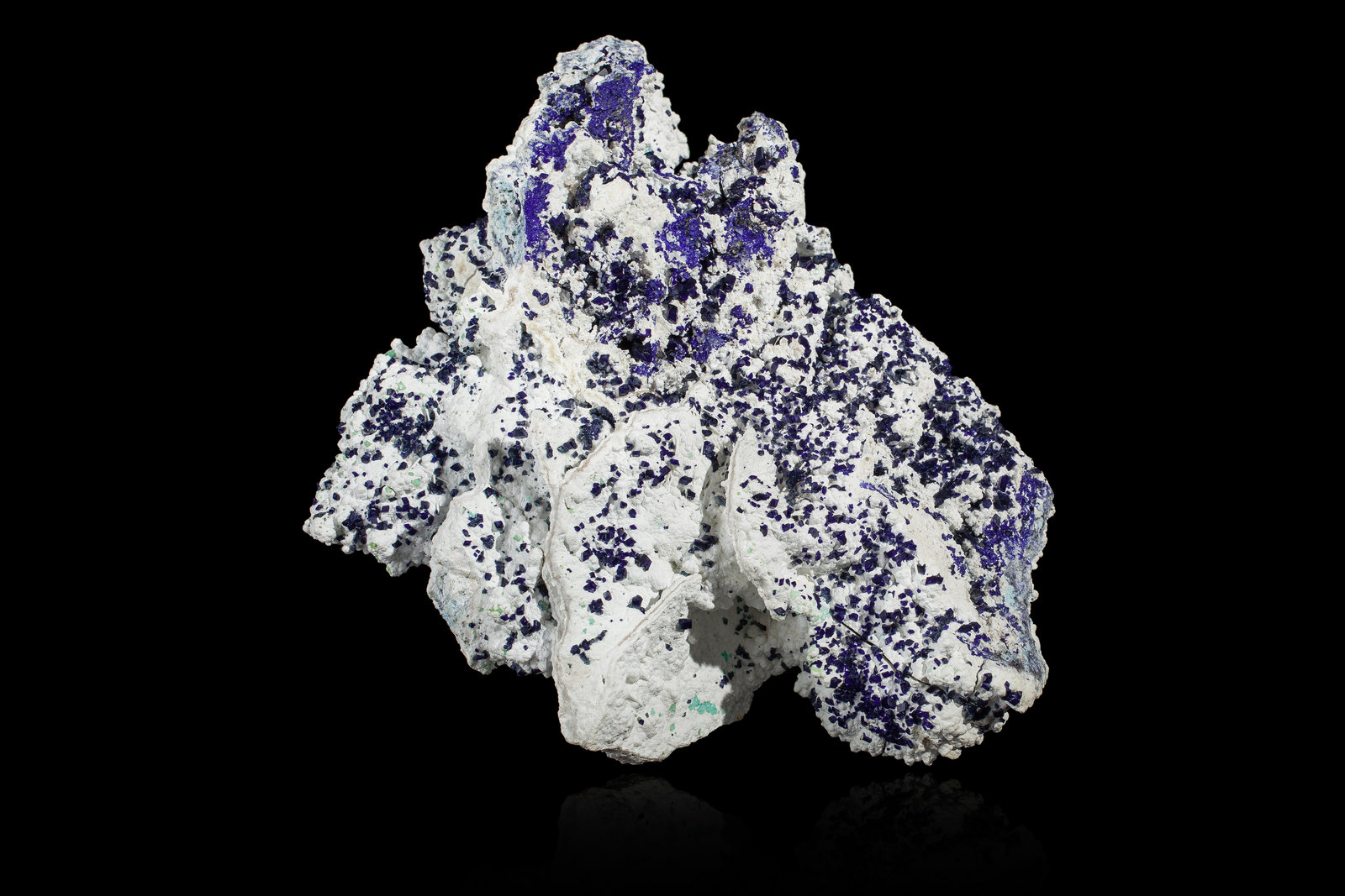 Henmilite
21,0 	x	17,0	x	13,0	cm
(Autor: MIM Museum)