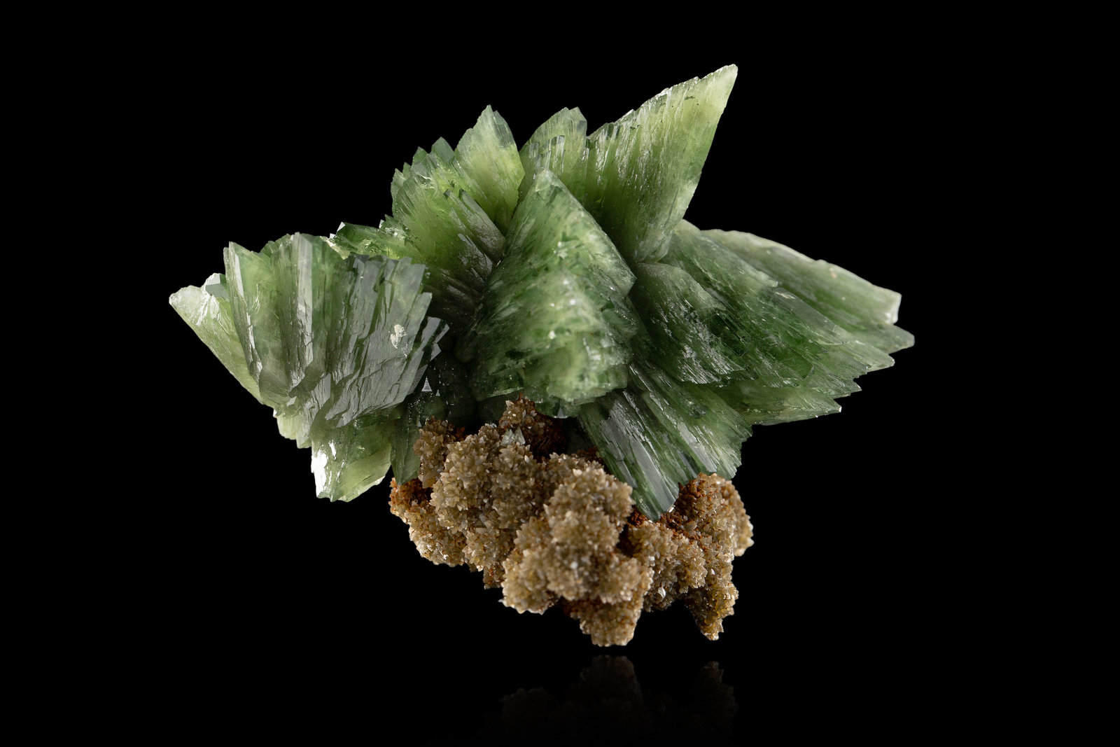 Ludlamite
6,5	x	5,0	x	3,5	cm
(Autor: MIM Museum)