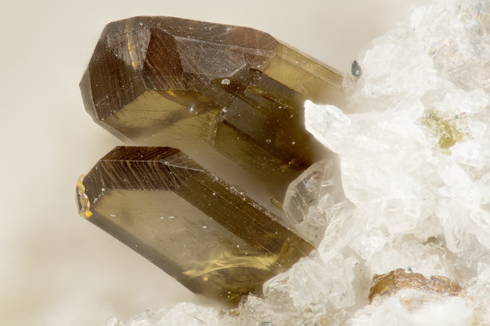 Enstatite
FOV = 1.5 mm
(Autor: Doug)