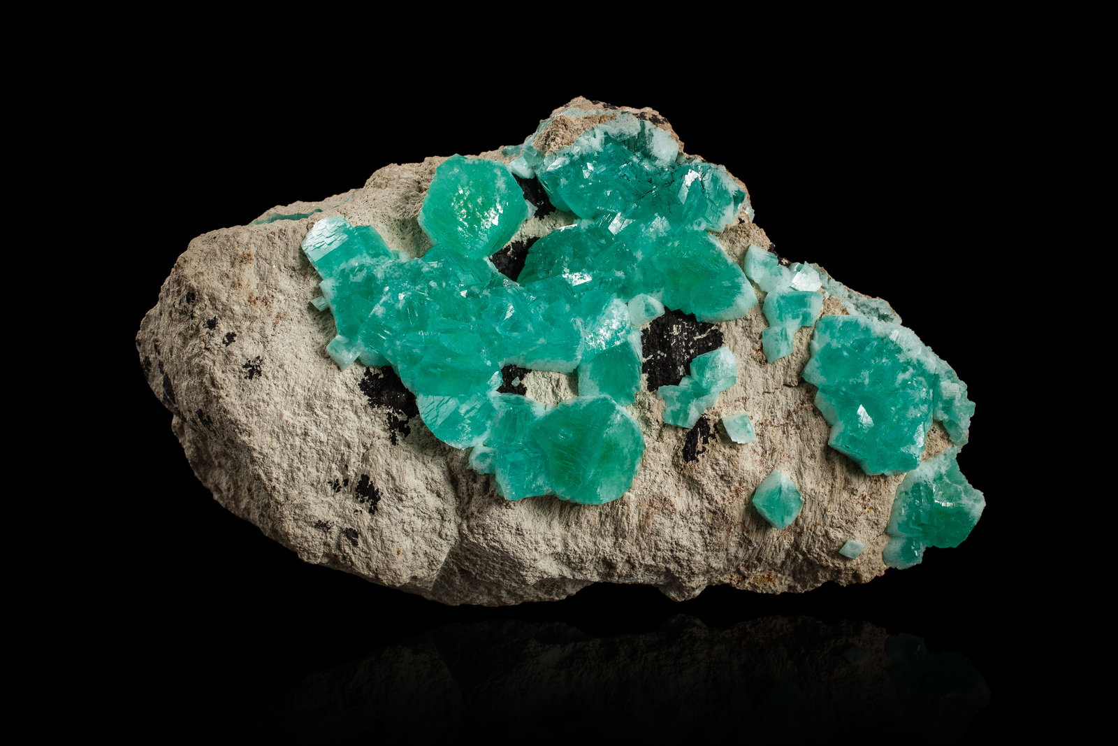 Smithsonite
12,5	x	8,0	x	5,5	cm
(Autor: MIM Museum)