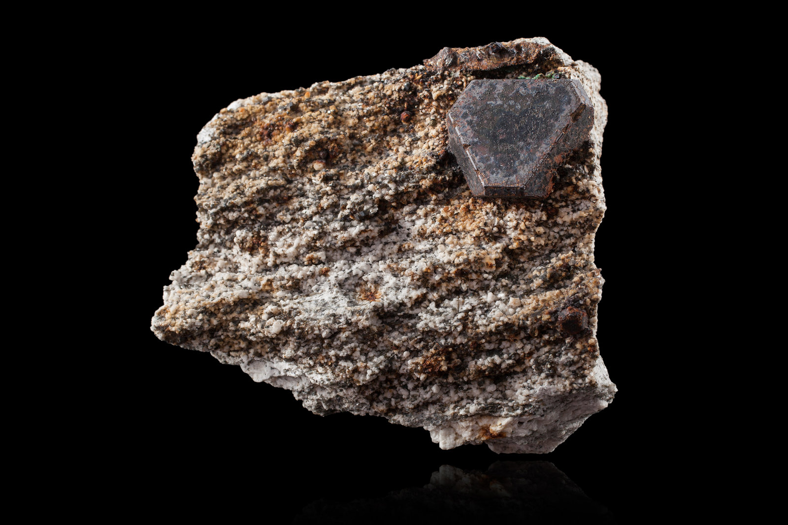 Cafarsite
9,0	x	9,0	x	7,0	cm
(Autor: MIM Museum)
