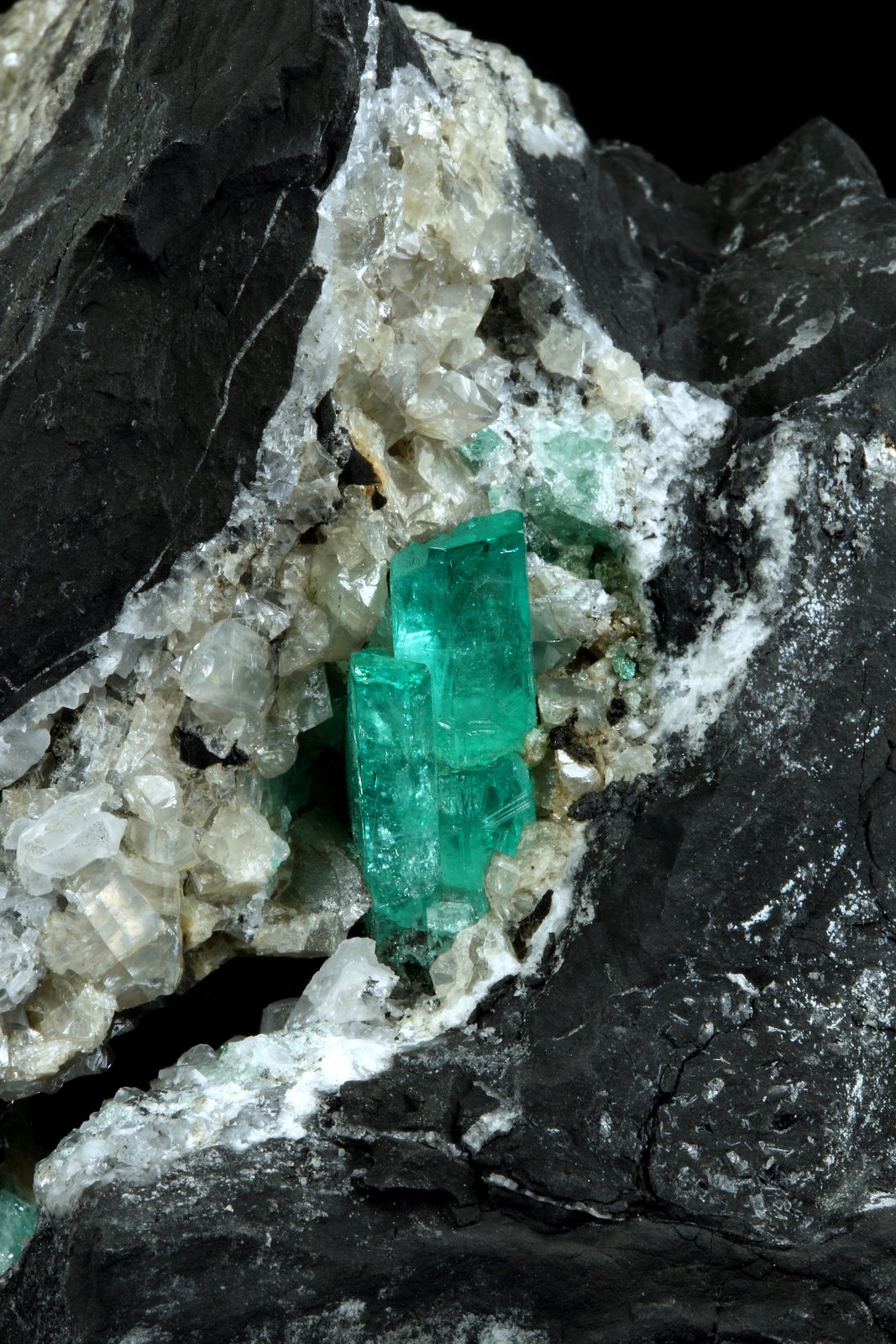 Beryl (variety emerald), Calcite
115x75x115mm, xl=20mm
(Autor: Fiebre Verde)