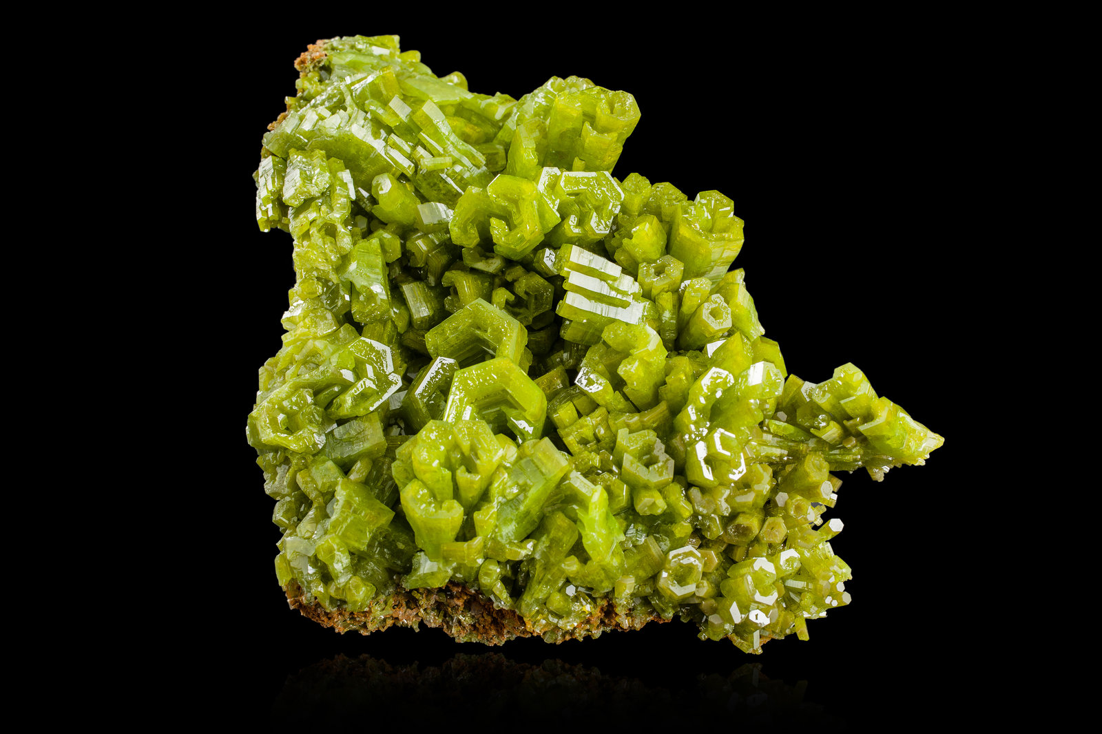 Pyromorphite
13,5	x	10,0	x	6,0	cm
(Autor: MIM Museum)
