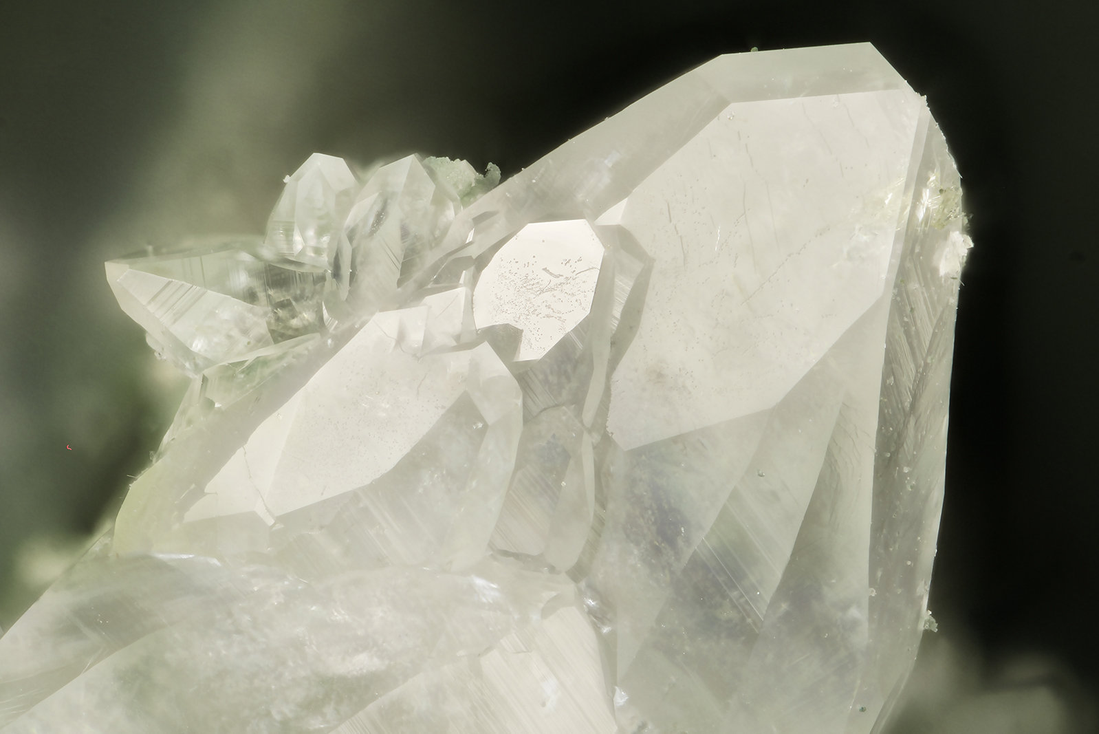 Calcite
FOV = 3.7 mm
(Autor: Doug)