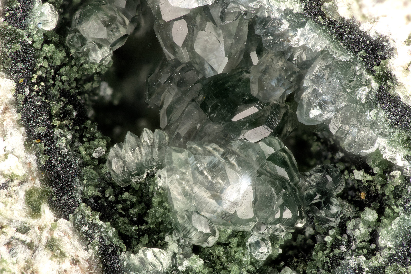 Calcite
FOV = 2.9 mm
(Autor: Doug)