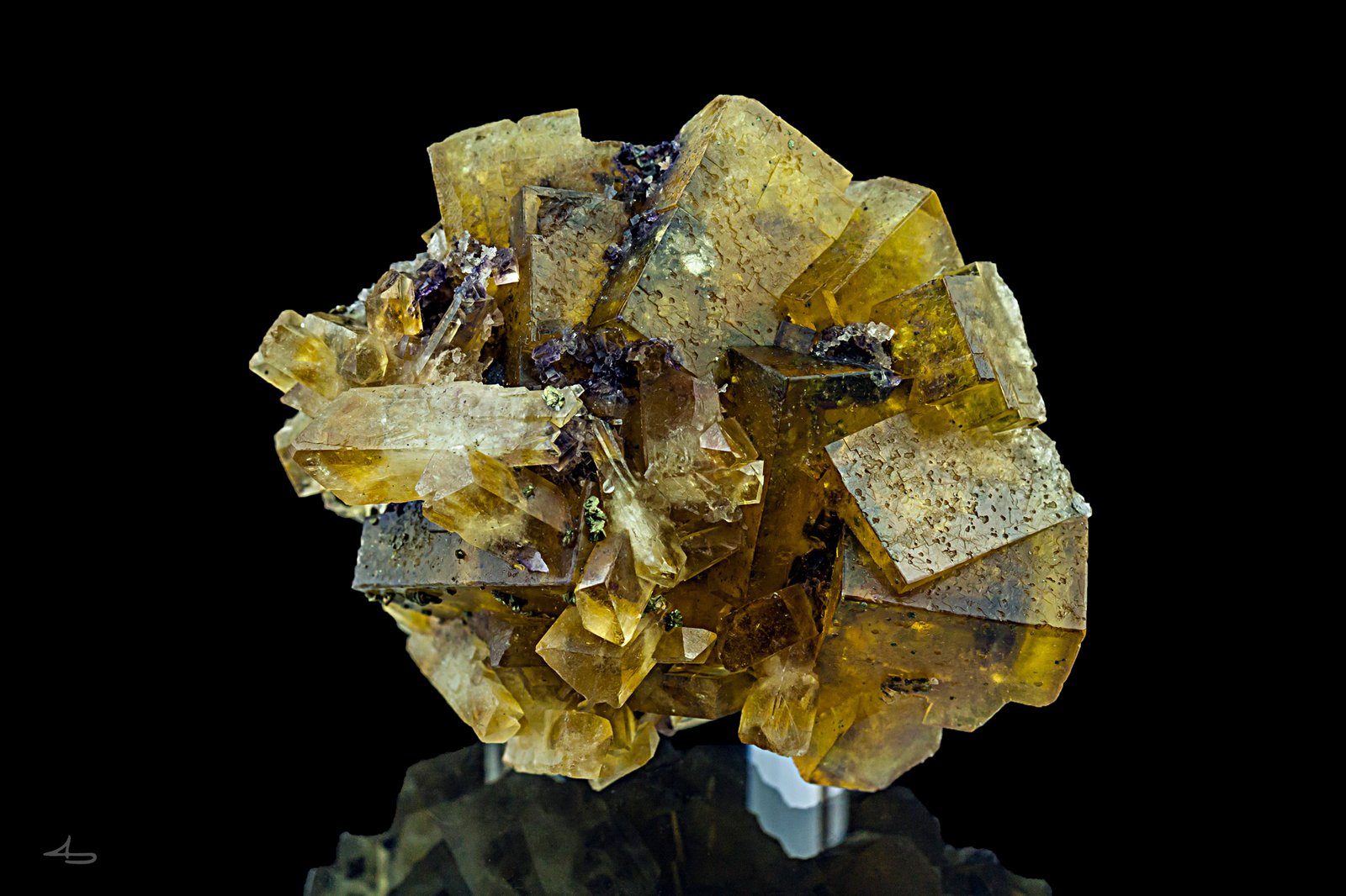 Baryte, Fluorite
5.7 cm x 4.8 cm x 2.3 cm
(Autor: Niels Brouwer)